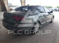 2016 Volkswagen Jetta photo