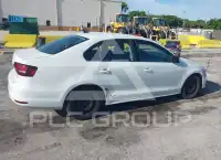 2016 Volkswagen Jetta фото