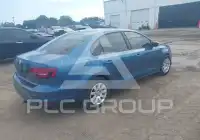 2016 Volkswagen Jetta photo