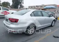 2016 Volkswagen Jetta фото