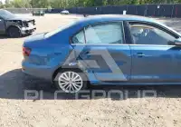 2016 Volkswagen Jetta фото