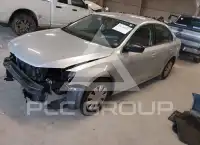 2016 Volkswagen Jetta фото