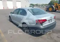 2016 Volkswagen Jetta фото