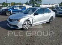 2016 Volkswagen Jetta фото