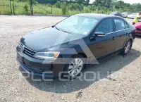 2016 Volkswagen Jetta фото
