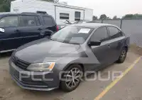 2016 Volkswagen Jetta фото