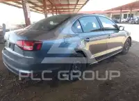 2016 Volkswagen Jetta photo