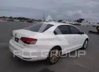 2016 Volkswagen Jetta фото