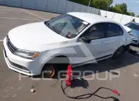 2016 Volkswagen Jetta photo