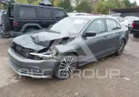 2016 Volkswagen Jetta фото