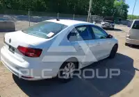 2016 Volkswagen Jetta фото