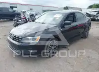 2016 Volkswagen Jetta фото