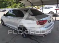 2016 Volkswagen Jetta фото