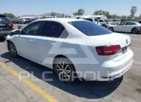 2016 Volkswagen Jetta фото