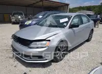 2016 Volkswagen Jetta фото