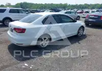 2016 Volkswagen Jetta фото