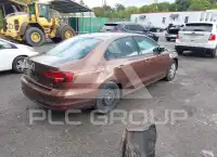 2016 Volkswagen Jetta фото