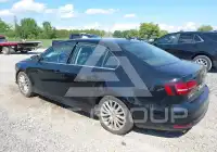 2016 Volkswagen Jetta photo