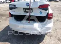 2016 Volkswagen Jetta фото