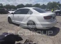 2016 Volkswagen Jetta photo