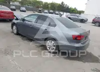 2016 Volkswagen Jetta фото