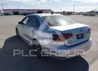 2016 Volkswagen Jetta фото