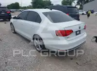 2016 Volkswagen Jetta фото