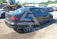 2016 Volkswagen Jetta фото