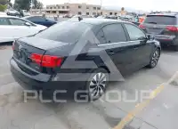 2016 Volkswagen Jetta фото