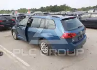 2016 Volkswagen GOLF photo