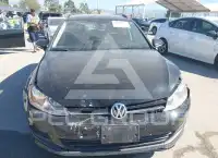 2016 Volkswagen GOLF photo