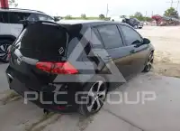 2016 Volkswagen GOLF photo
