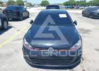 2016 Volkswagen GOLF photo