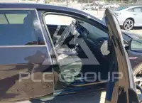 2016 Volkswagen GOLF фото