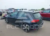 2016 Volkswagen GOLF photo