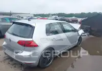 2016 Volkswagen GOLF фото