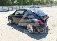 2016 Volkswagen BEETLE photo