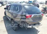2017 Mitsubishi OUTLANDER фото