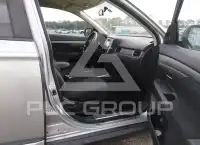 2017 Mitsubishi OUTLANDER photo