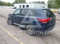2017 Mitsubishi OUTLANDER photo