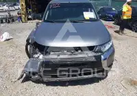 2017 Mitsubishi OUTLANDER photo