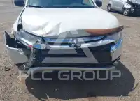 2017 Mitsubishi OUTLANDER фото