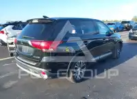 2017 Mitsubishi OUTLANDER фото