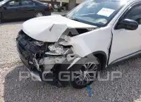 2017 Mitsubishi OUTLANDER фото