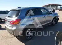 2017 Mitsubishi OUTLANDER фото