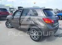 2017 Mitsubishi OUTLANDER фото