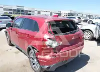 2017 Mitsubishi OUTLANDER фото