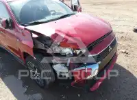 2017 Mitsubishi OUTLANDER photo