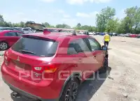 2017 Mitsubishi OUTLANDER фото