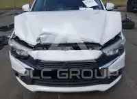 2017 Mitsubishi OUTLANDER photo